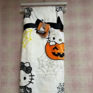 NWT Hello Kitty Halloween Plush Blanket Viral Blanket